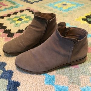 Steve Madden Suede Flat Booties